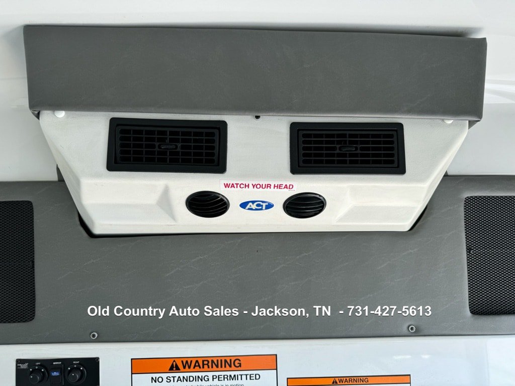 Used 2012 Ford F550 Luxury w/ Payload Upgrade Pkg RWD image 59