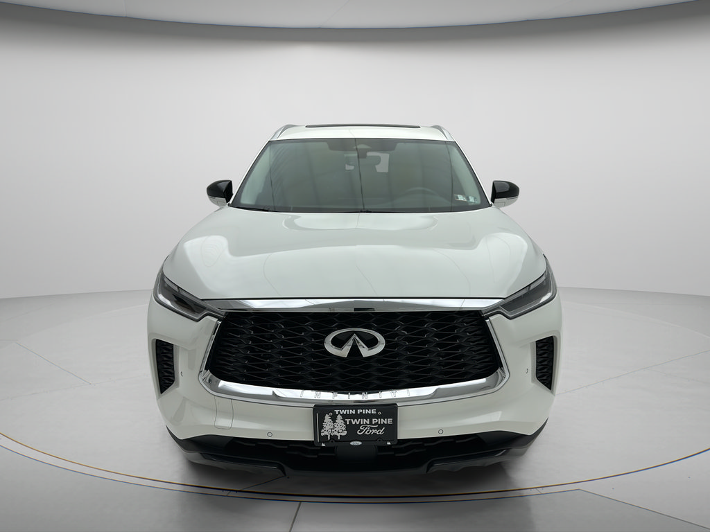 Used 2024 INFINITI QX60 Luxe AWD/4WD image 2