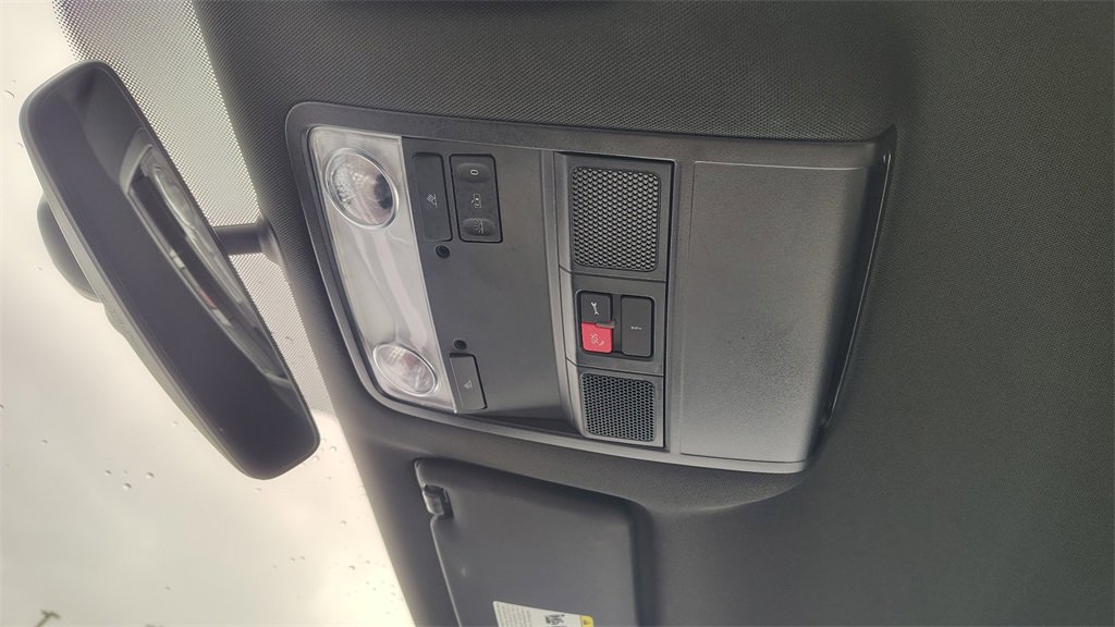 Used 2017 Volkswagen Beetle 1.8T SE image 21