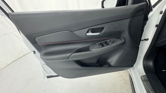 New 2026 Nissan Sentra SR FWD image 17