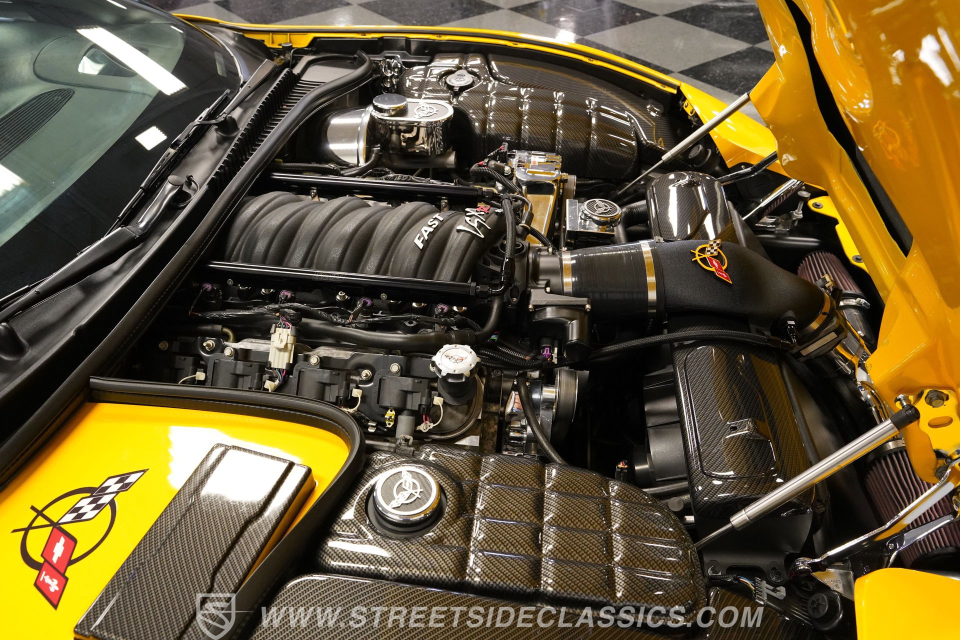 Used 2000 Chevrolet Corvette Convertible w/ Memory Pkg image 36