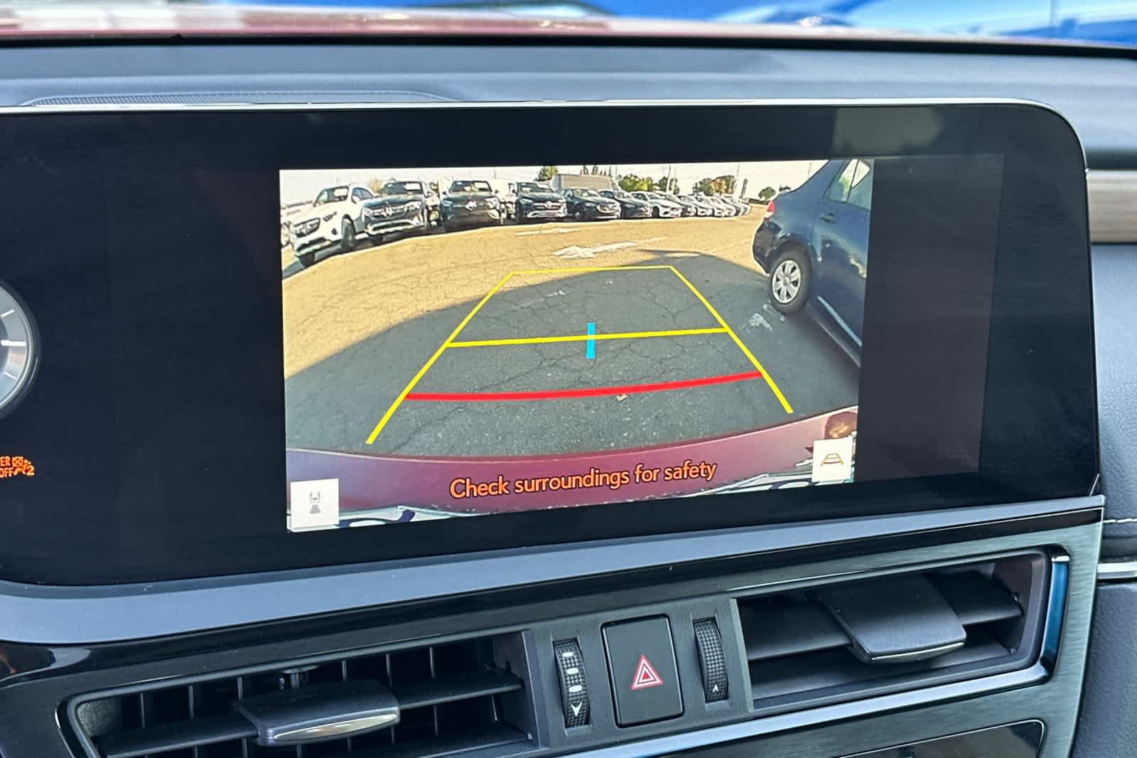 Used 2023 Lexus ES 250 w/ Premium Package AWD/4WD image 17