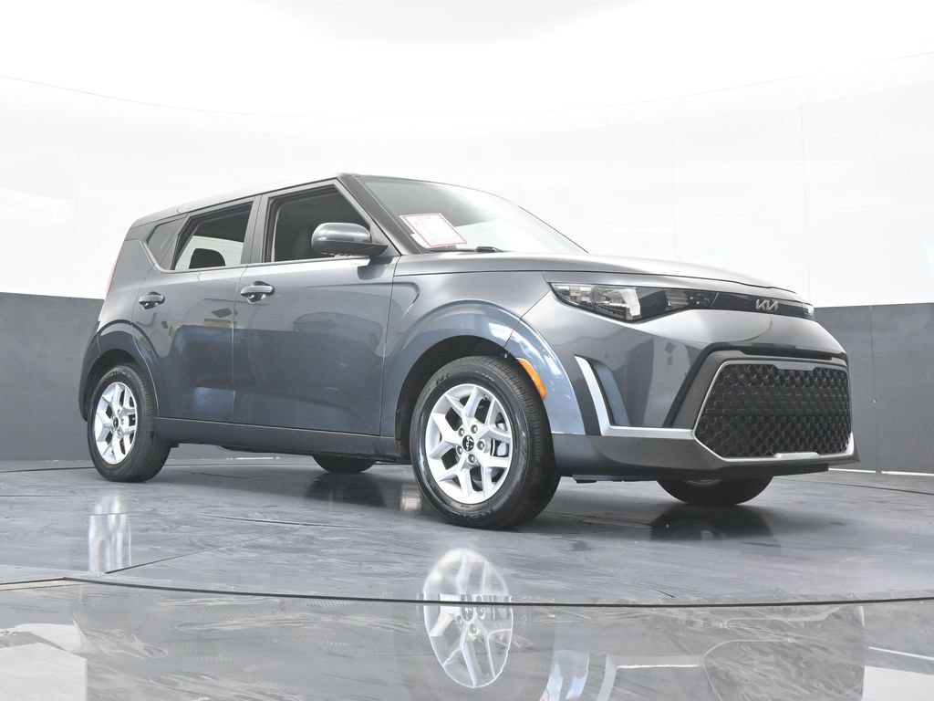 Used 2024 Kia Soul LX w/ Option Group 015 FWD image 58