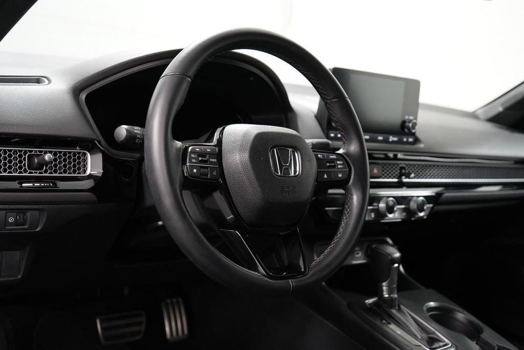 Used 2023 Honda Civic Sport image 13