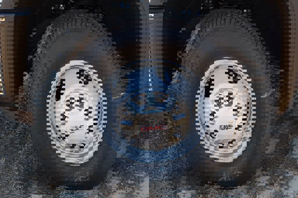 New 2026 GMC Sierra 3500 Pro w/ Convenience Package image 21