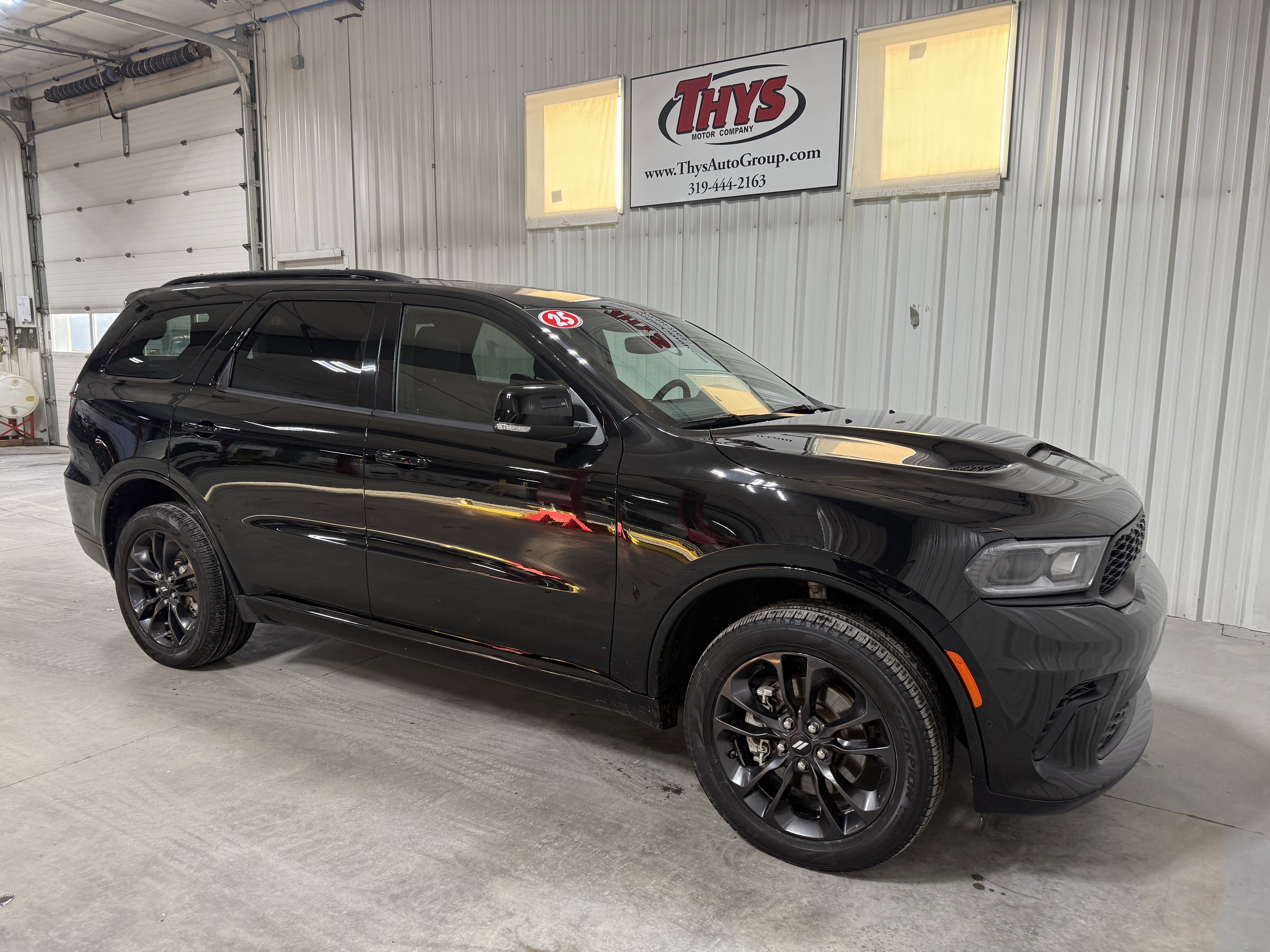 Used 2025 Dodge Durango GT image 1