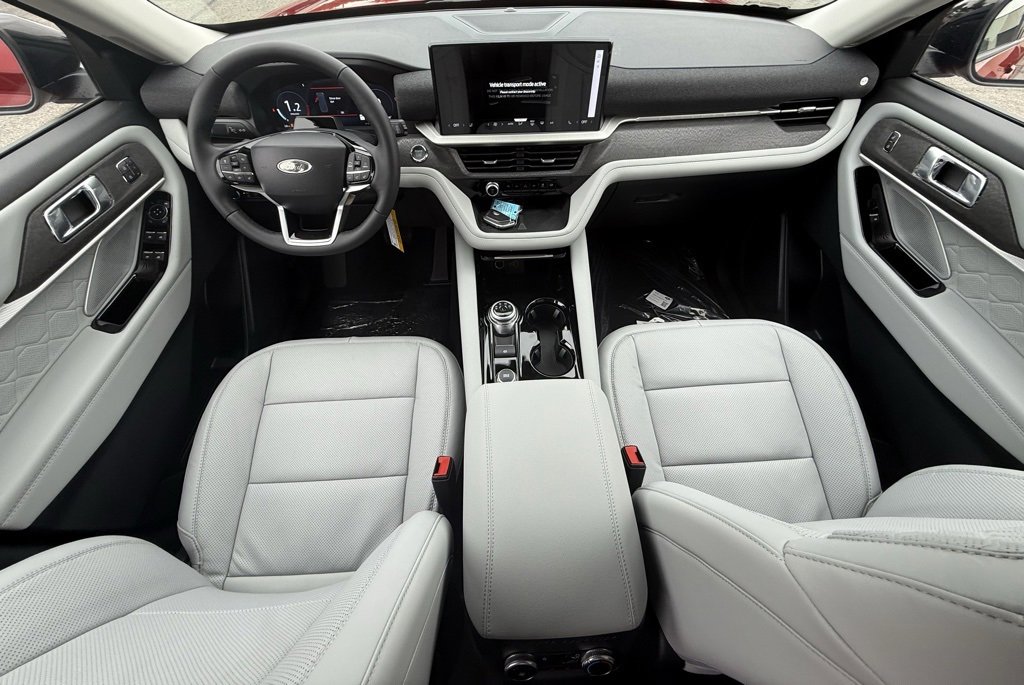 New 2025 Ford Explorer Platinum image 20
