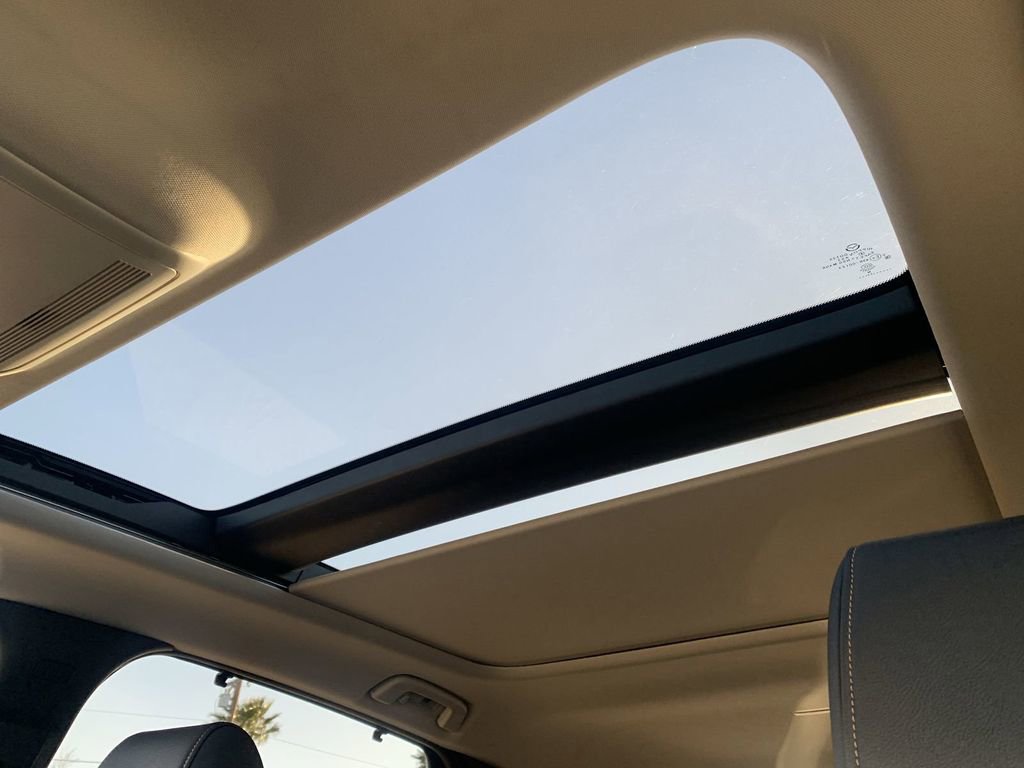 Used 2024 MAZDA CX-90 3.3 Turbo w/ Premium Package image 16