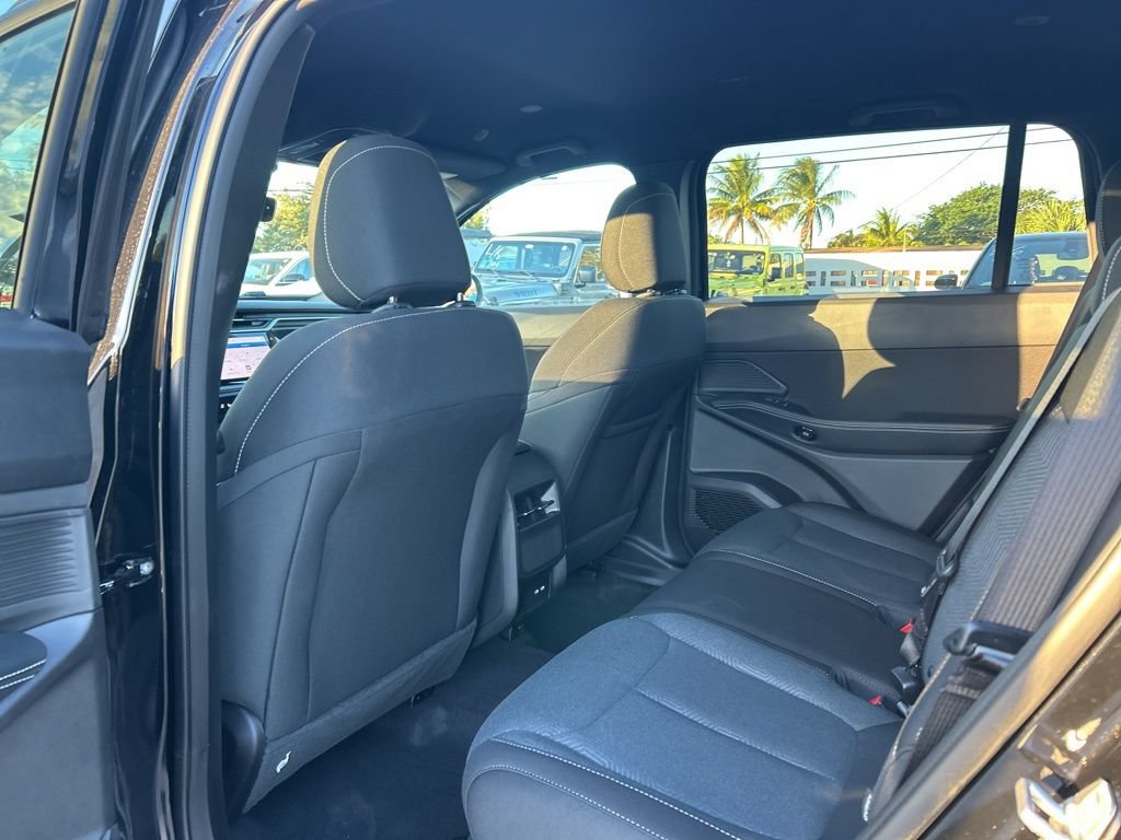 New 2026 Jeep Cherokee Laredo AWD/4WD image 31