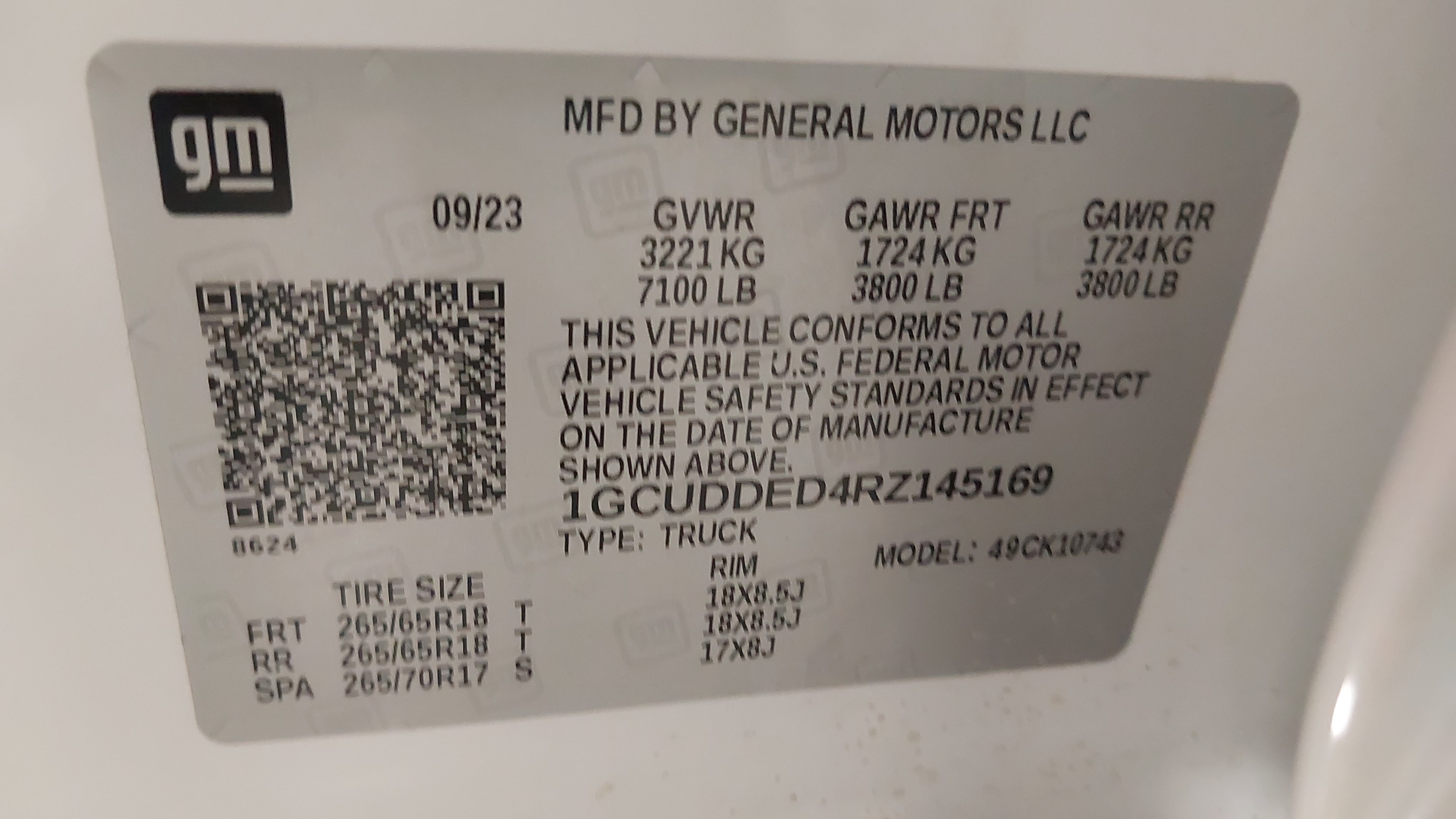 Used 2024 Chevrolet Silverado 1500 LT w/ Protection Package AWD/4WD image 34