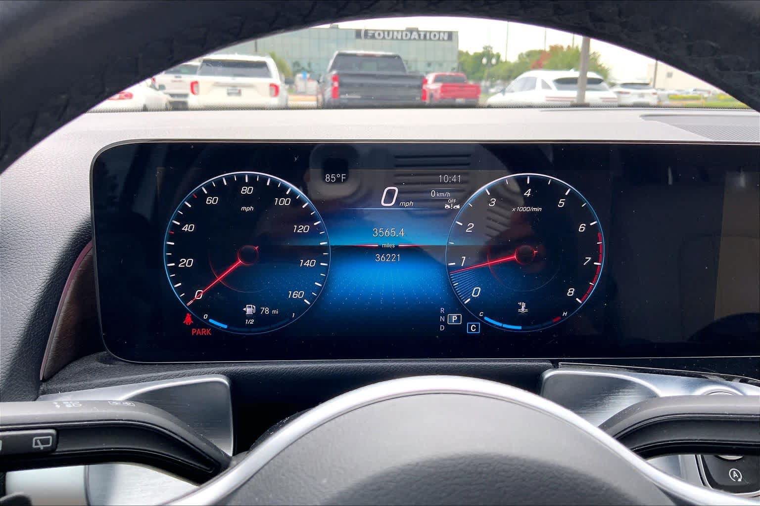 Used 2023 Mercedes-Benz GLB 250 image 26