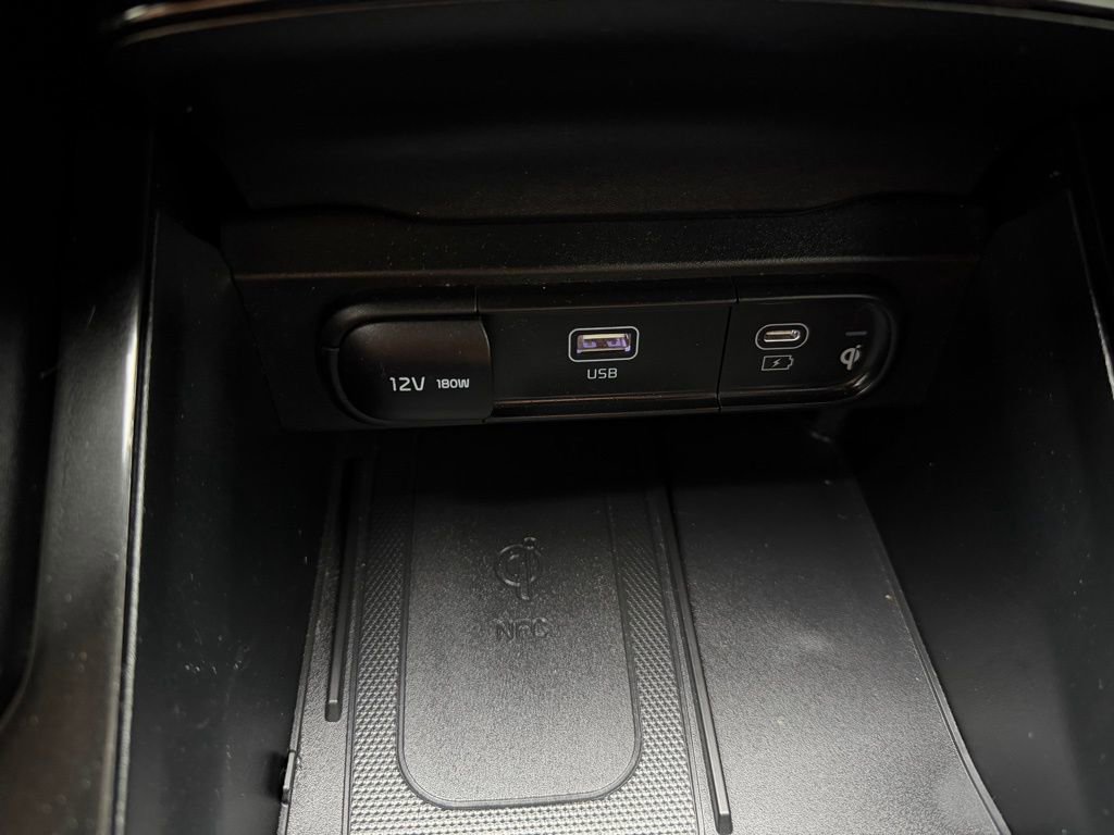 Used 2024 Kia Telluride SX Prestige AWD/4WD image 30