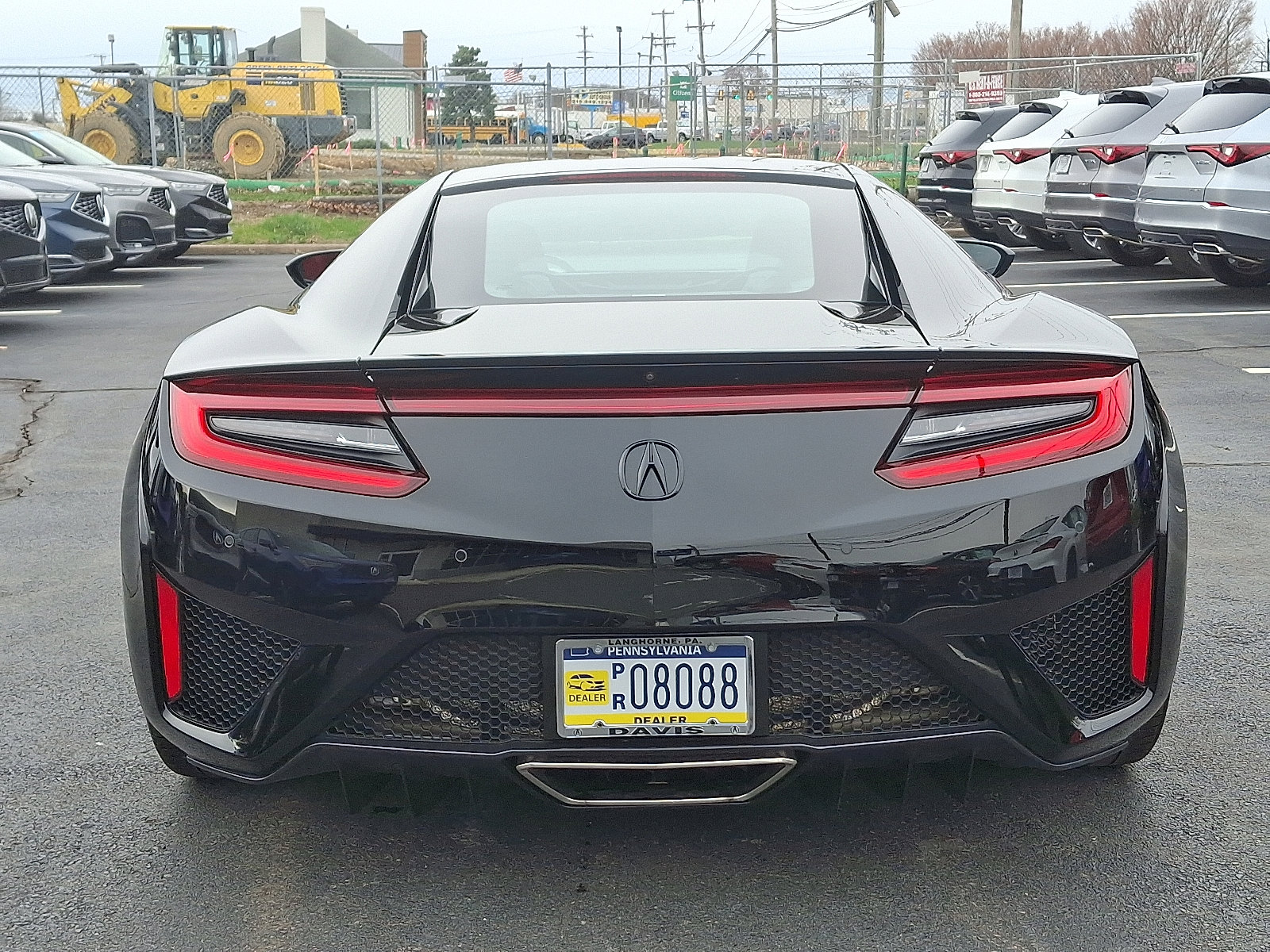 Used 2017 Acura NSX image 5
