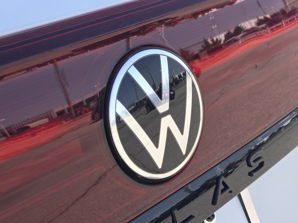 New 2026 Volkswagen Atlas Cross Sport SEL R-Line image 7