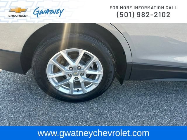 Used 2024 Chevrolet Equinox LS w/ LS Convenience Package FWD image 11