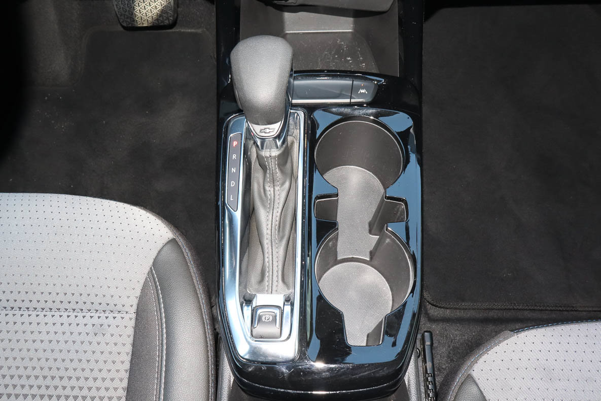 Used 2025 Chevrolet Trax LT FWD image 20