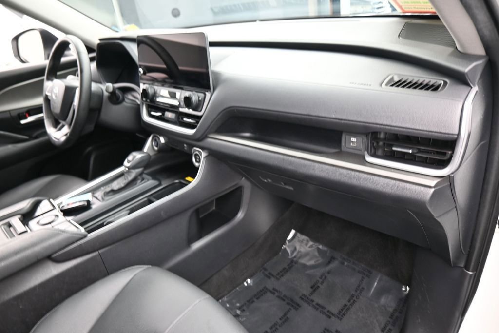 Used 2024 Toyota Grand Highlander FWD image 44