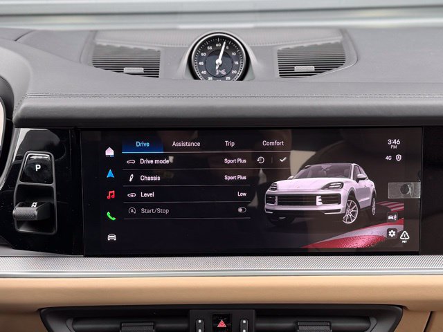New 2026 Porsche Cayenne Coupe AWD/4WD image 27