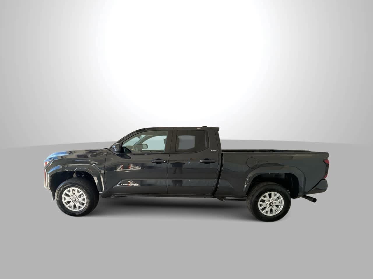 New 2026 Toyota Tacoma SR5 AWD/4WD image 5