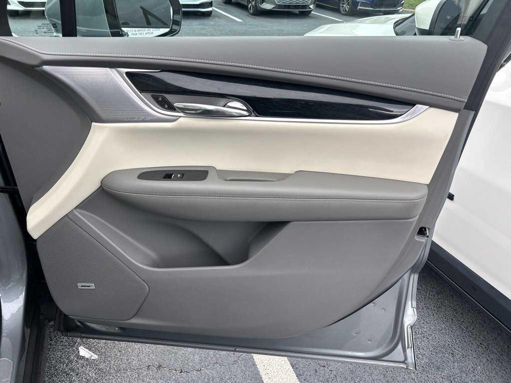 Used 2024 Cadillac XT6 Premium Luxury w/ Technology Package FWD image 45