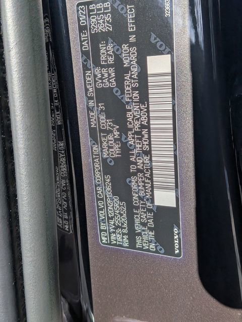 Certified 2023 Volvo XC60 B5 Plus w/ Protection Package Premier image 11