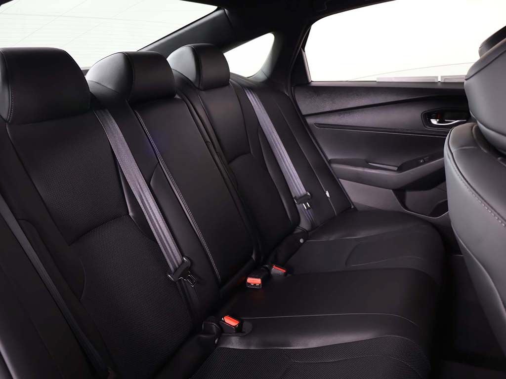 Used 2025 Honda Accord Sport image 35