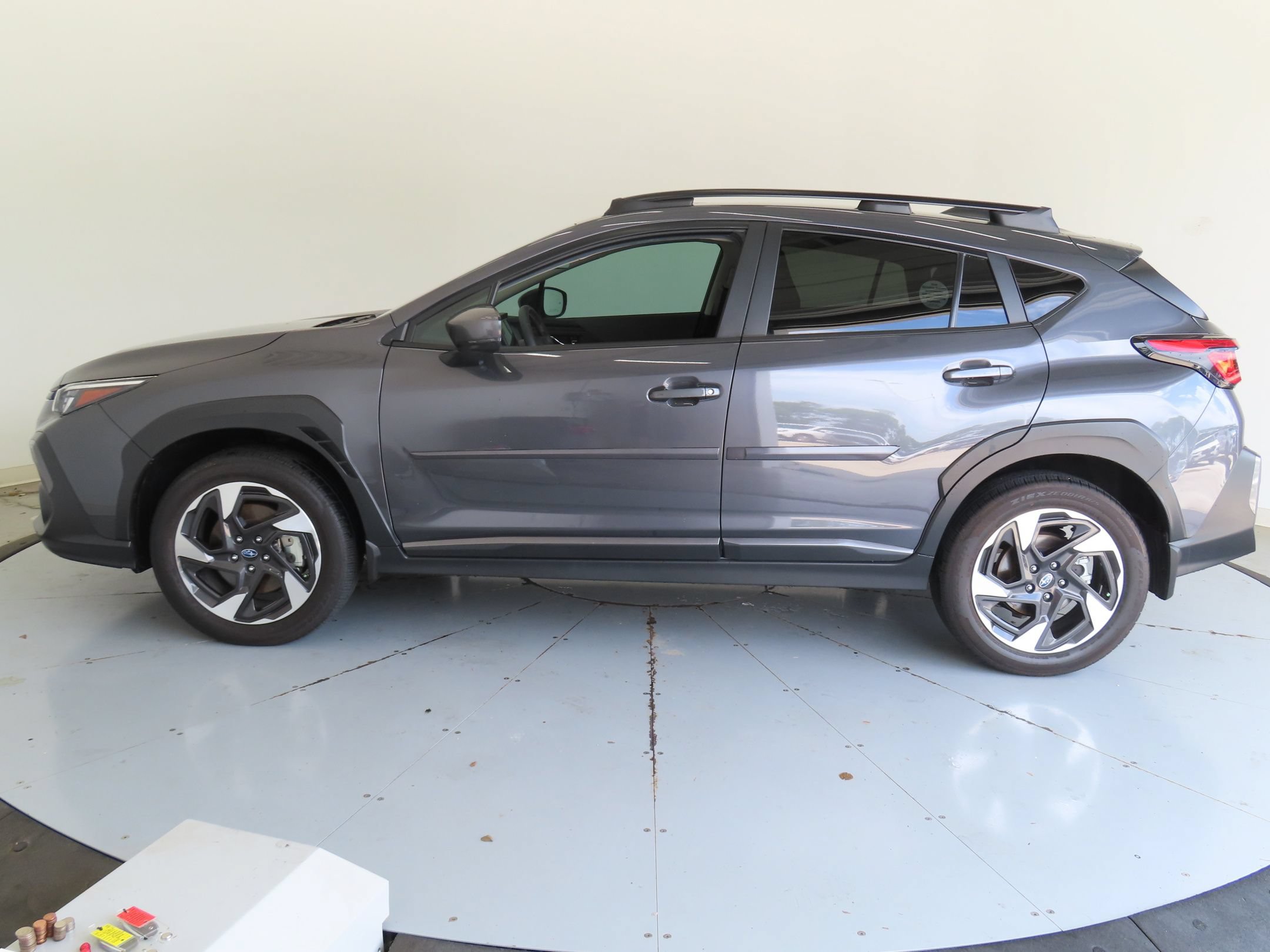 Used 2025 Subaru Crosstrek 2.5i Limited w/ Crosstrek Mirror Package AWD/4WD image 7