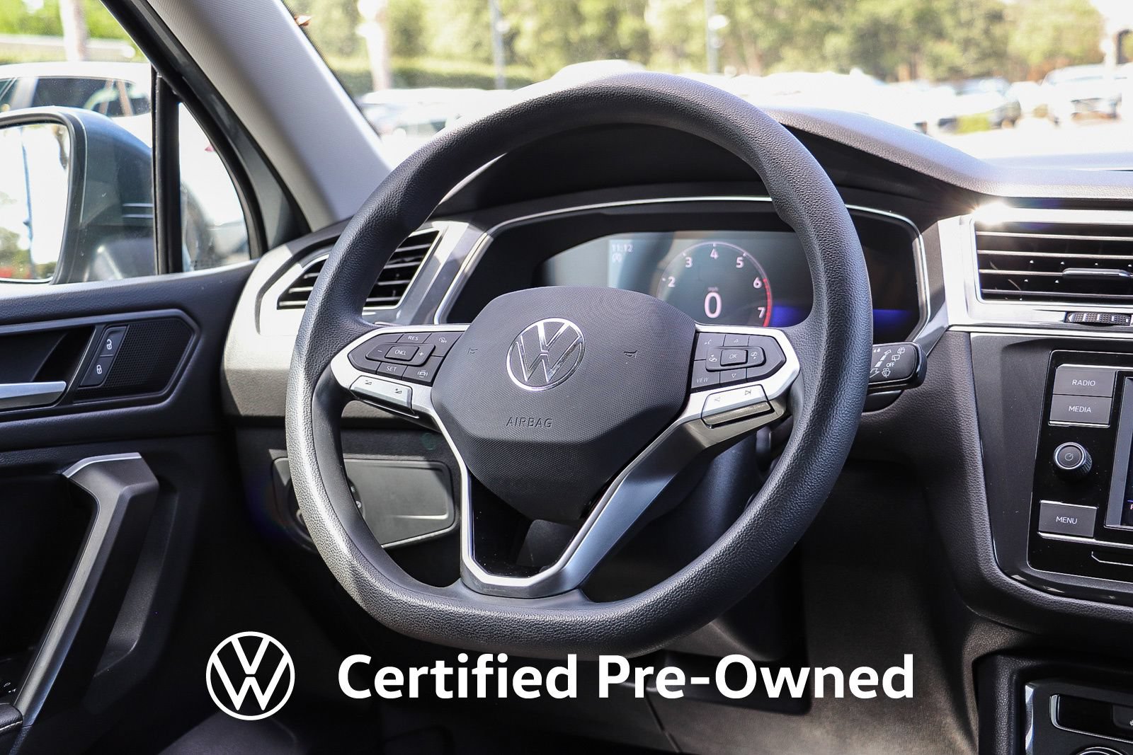Used 2023 Volkswagen Tiguan S FWD image 17
