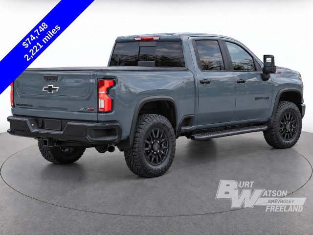 Used 2026 Chevrolet Silverado 2500 ZR2 w/ LPO, Dark Essentials Package AWD/4WD image 5
