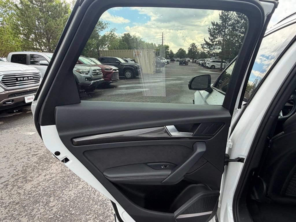 Used 2021 Audi SQ5 Premium Plus w/ Premium Plus Package AWD/4WD image 17