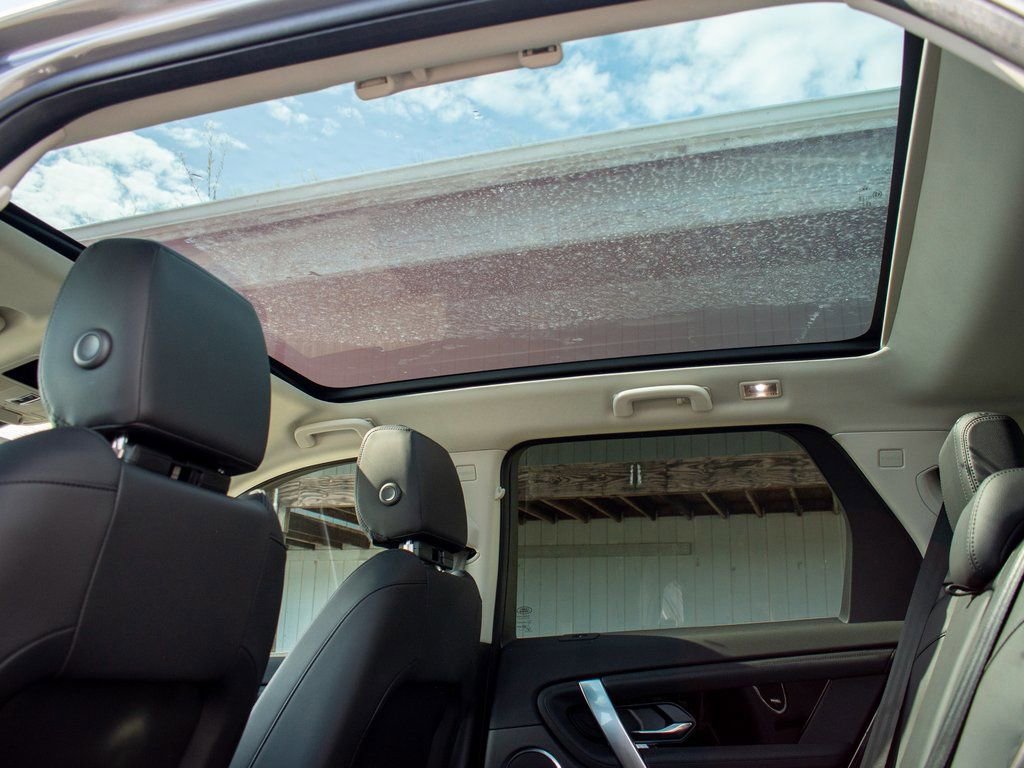 New 2024 Land Rover Discovery Sport S image 20