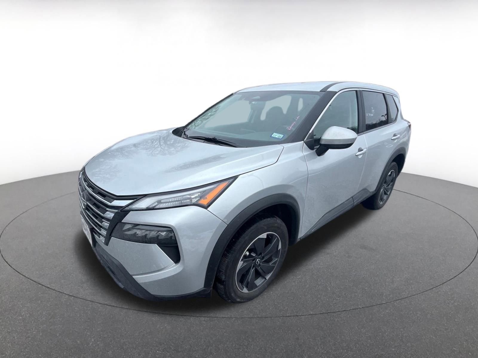 Used 2025 Nissan Rogue SV image 8