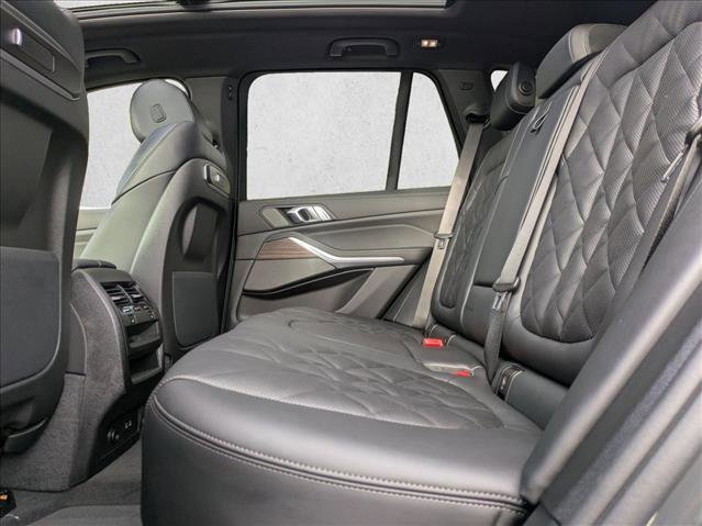New 2026 BMW X5 xDrive50e w/ Premium Package AWD/4WD image 17