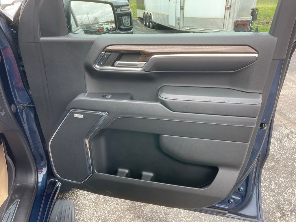 Used 2023 Chevrolet Silverado 1500 LT Trail Boss w/ Convenience Package II image 20