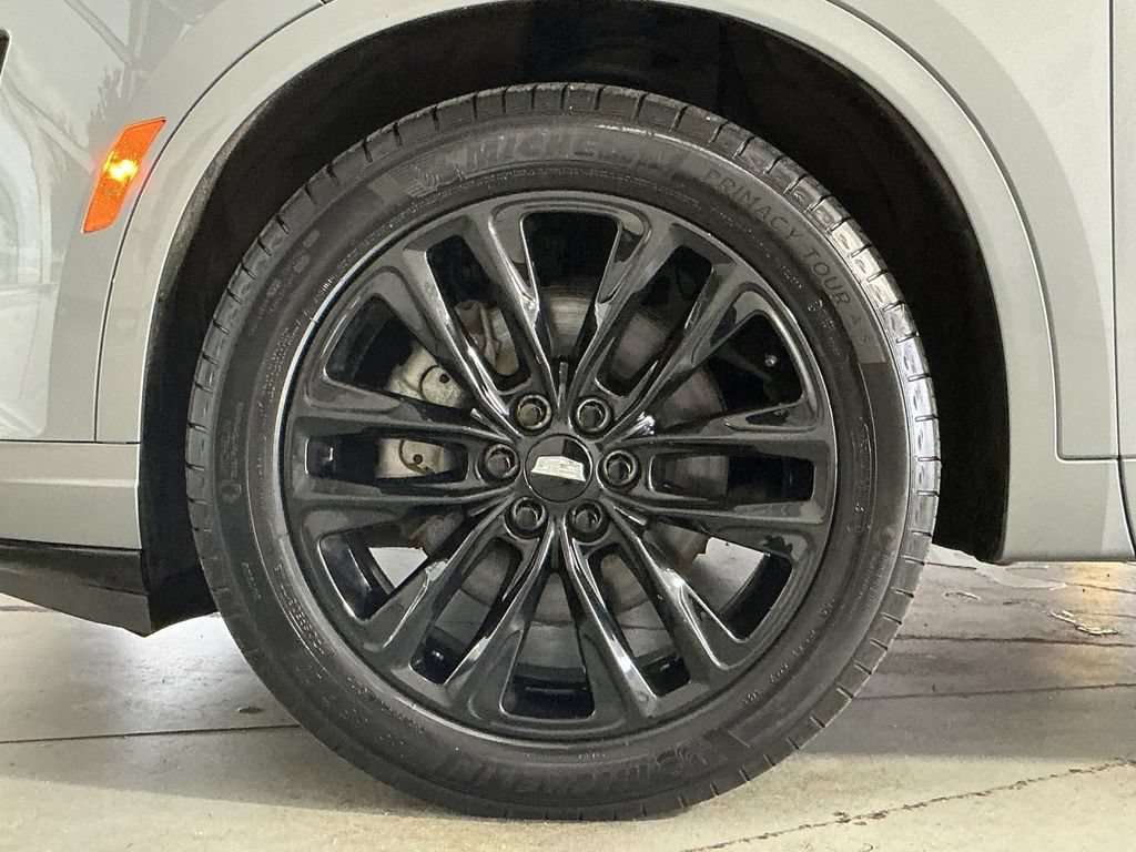 Used 2024 Cadillac XT6 Premium Luxury AWD/4WD image 13