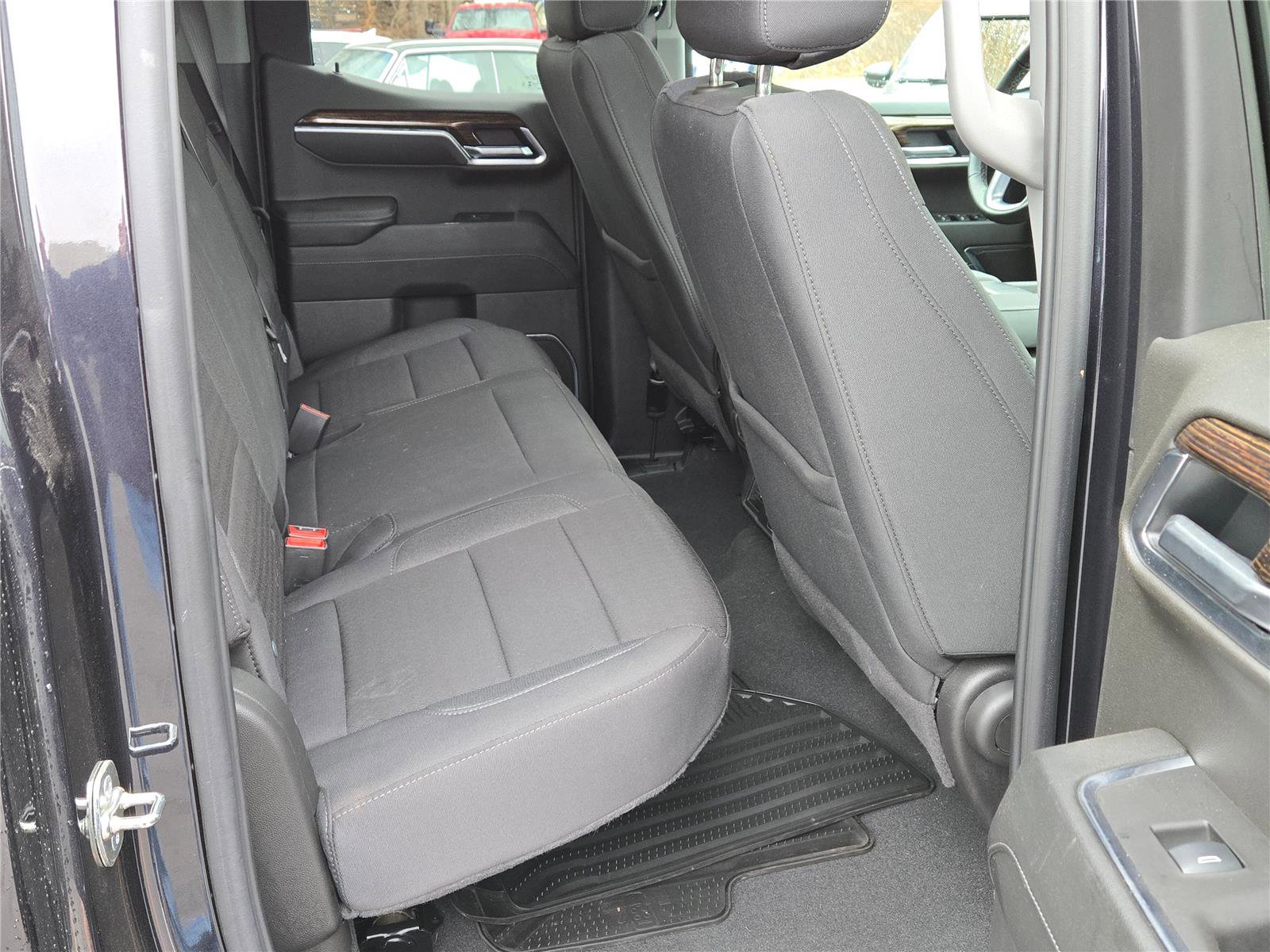 Used 2025 GMC Sierra 1500 Elevation AWD/4WD image 9
