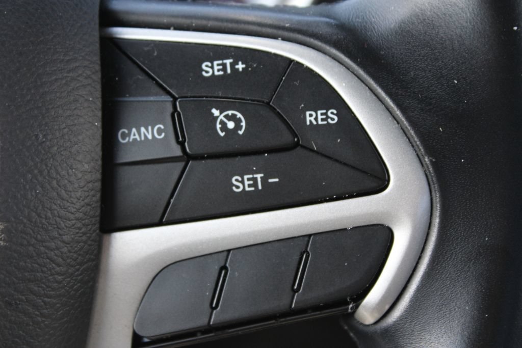 Used 2016 Dodge Charger SXT RWD image 24