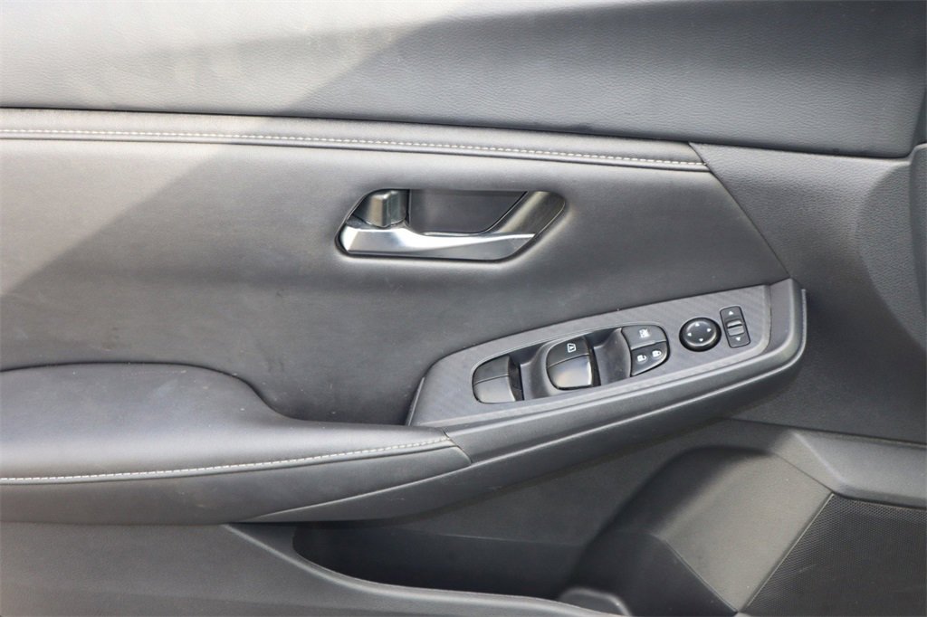 Certified 2025 Nissan Sentra SV w/ All-Weather Package image 19