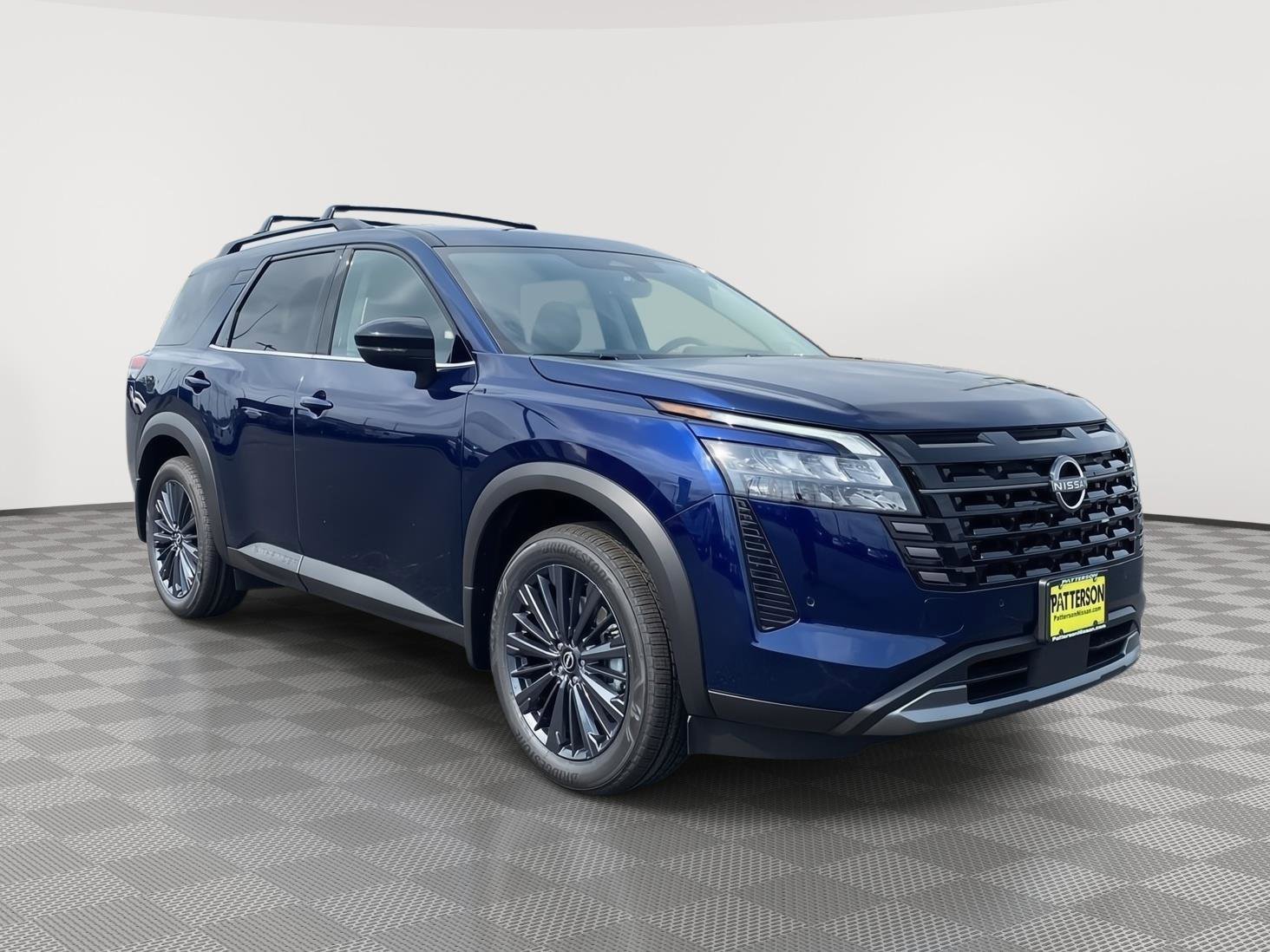 New 2026 Nissan Pathfinder SL w/ SL Premium Package (P04) FWD image 3