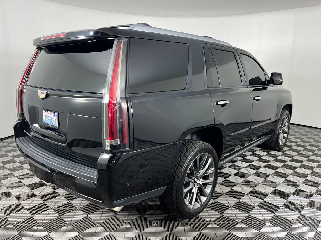 Used 2020 Cadillac Escalade Premium Luxury image 6