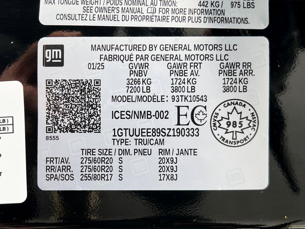 Used 2025 GMC Sierra 1500 AT4 w/ Technology Package image 30