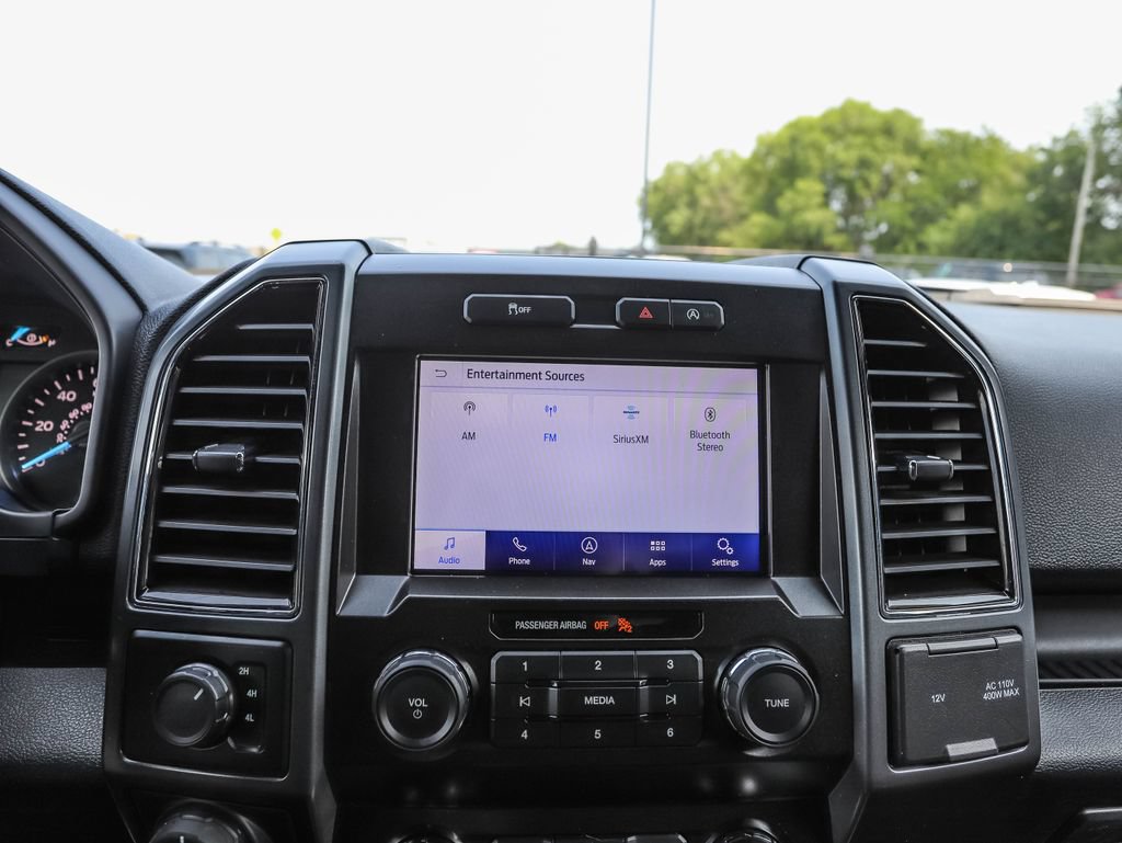 Used 2020 Ford F150 XLT w/ Equipment Group 302A Luxury AWD/4WD image 17