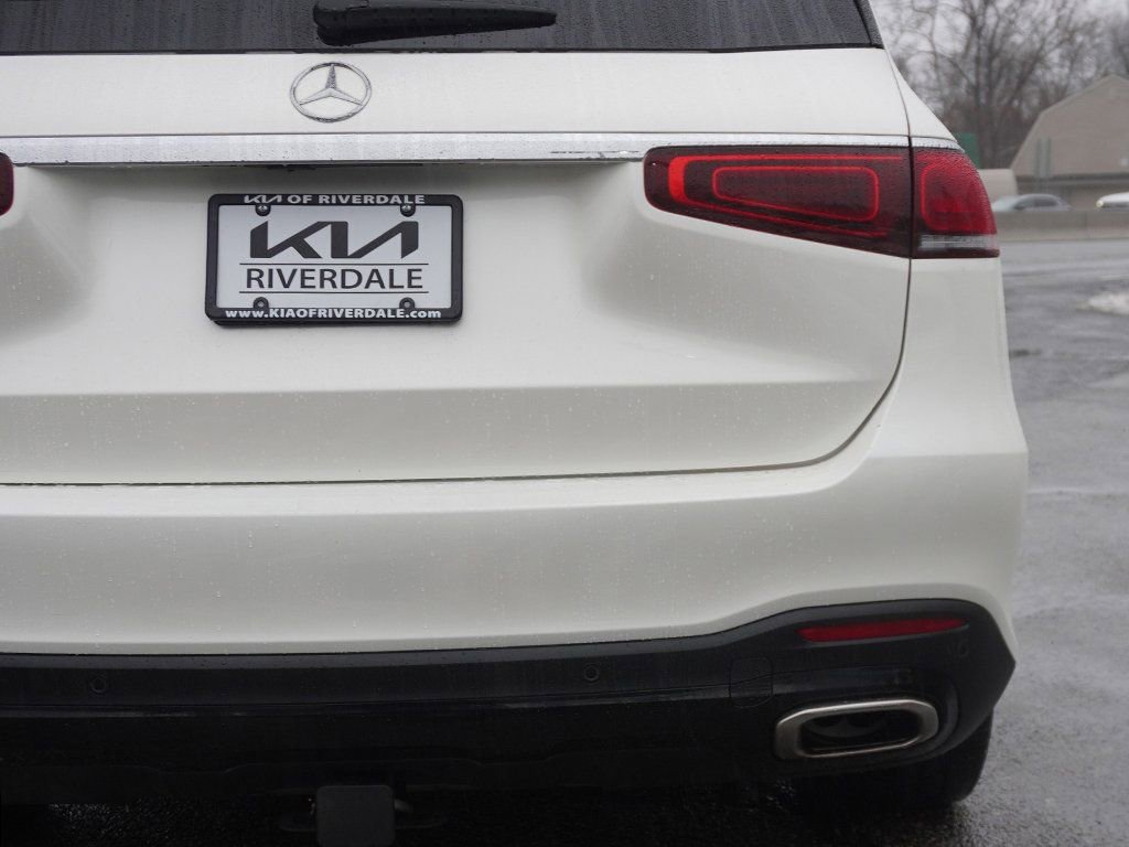 Used 2021 Mercedes-Benz GLS 580 4MATIC w/ Exclusive Trim Package image 22