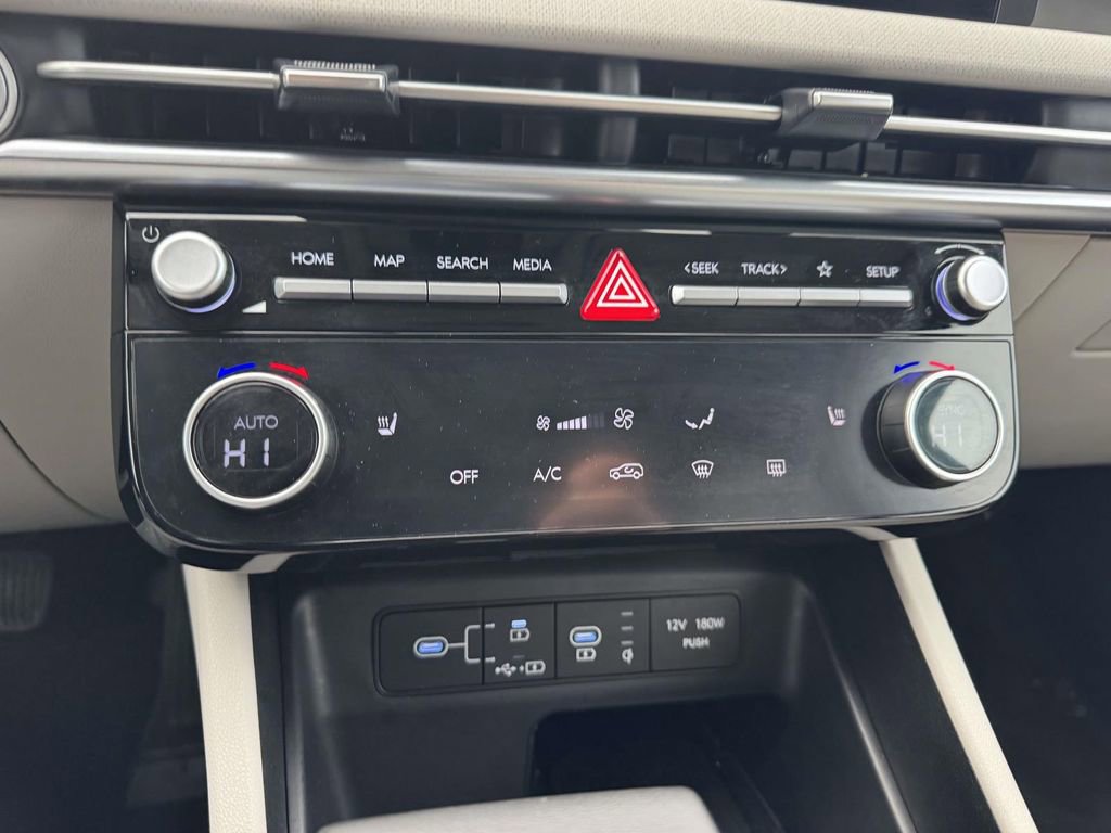 Certified 2025 Hyundai Tucson SEL AWD/4WD image 23
