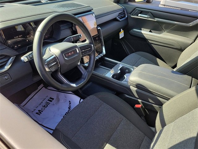 Used 2025 GMC Acadia Elevation image 7