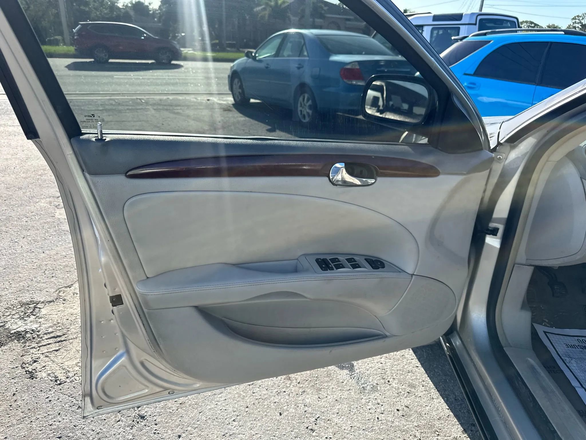Used 2006 Buick Lucerne CX FWD image 11