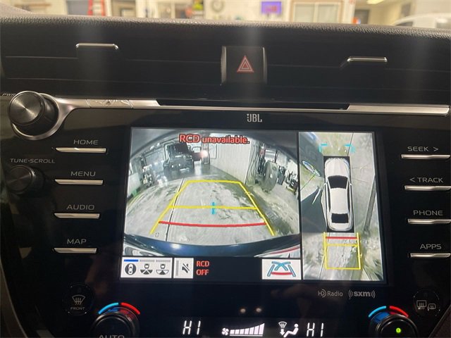 Used 2019 Toyota Camry XLE image 17
