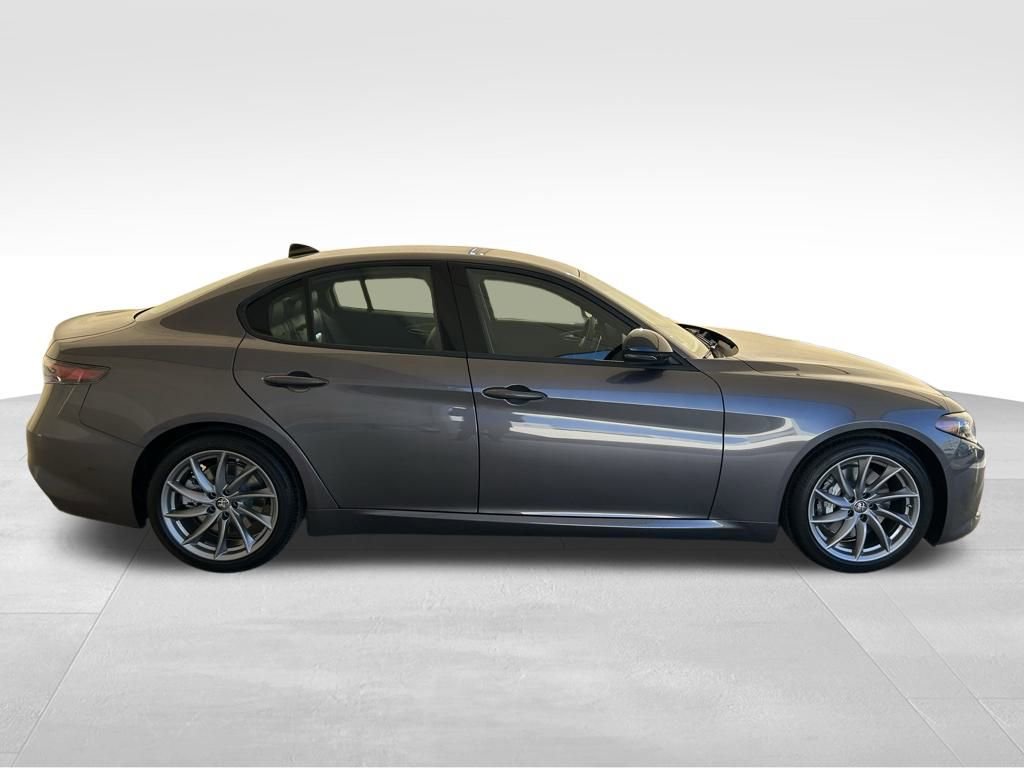 New 2025 Alfa Romeo Giulia image 6
