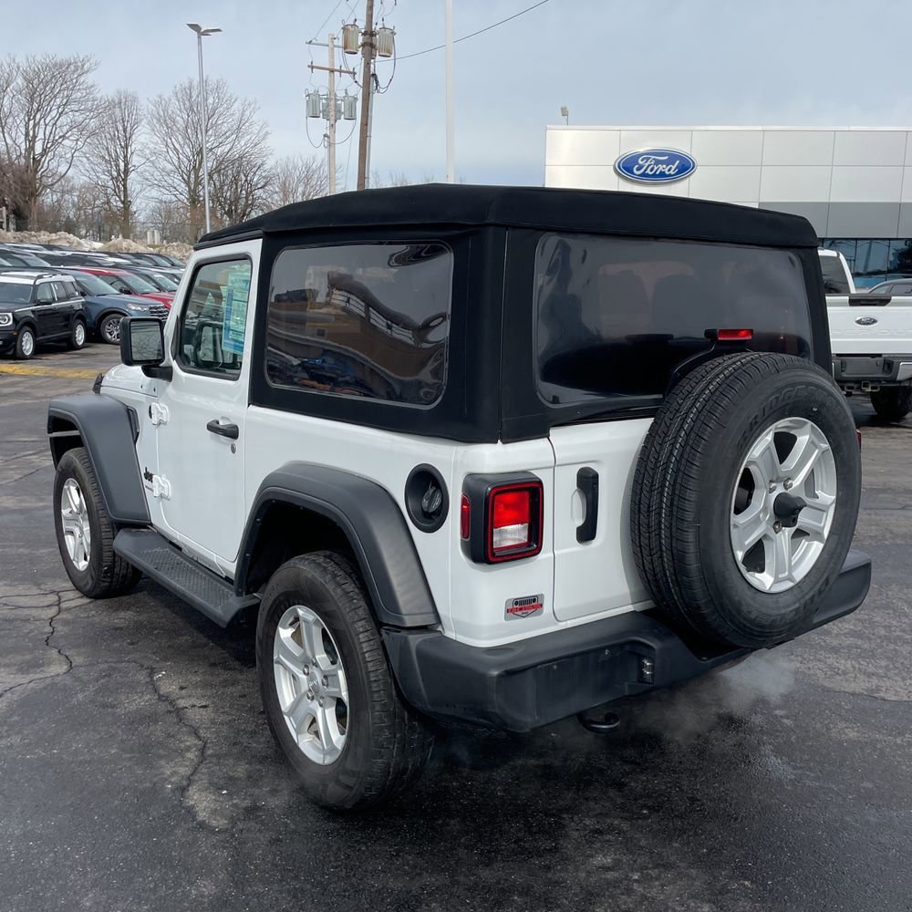 Used 2023 Jeep Wrangler Sport S image 7