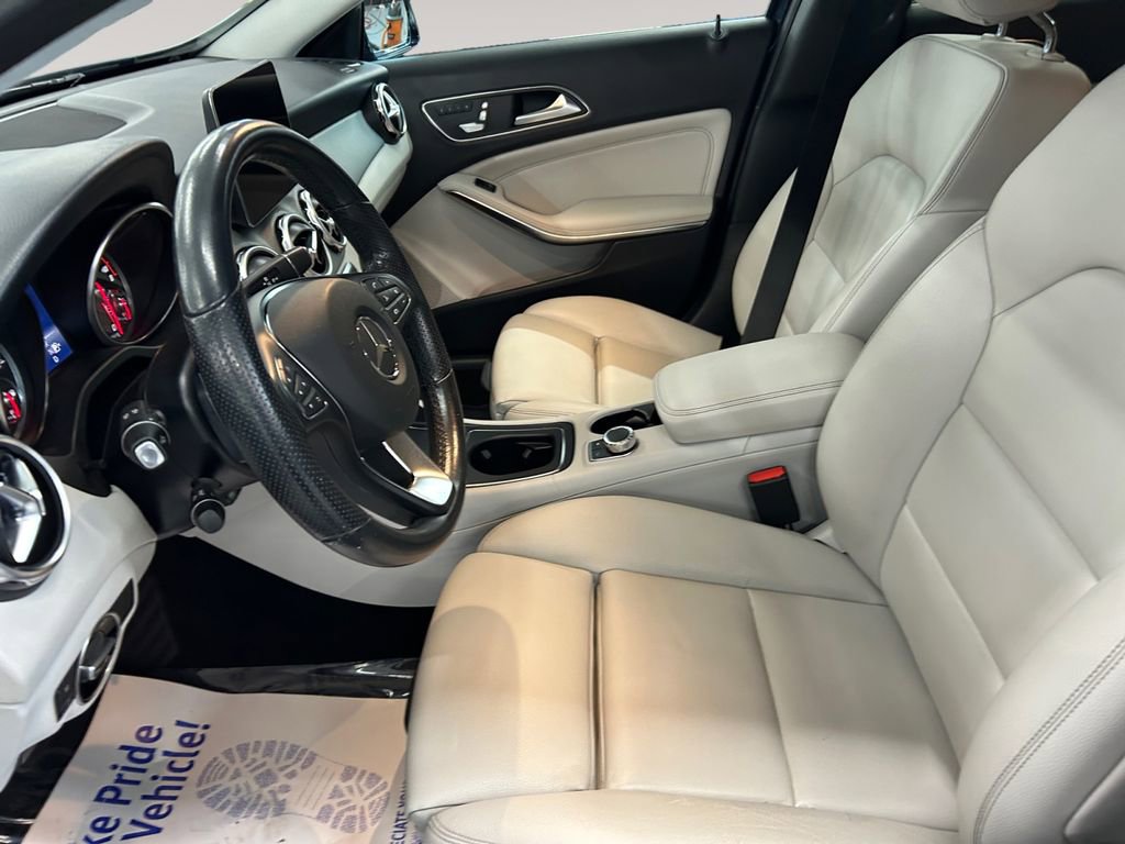Used 2019 Mercedes-Benz GLA 250 4MATIC image 15